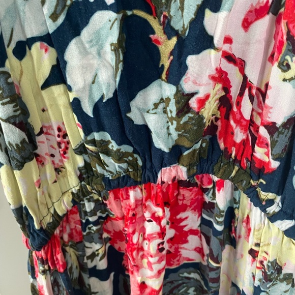 Beautiful MINKPINK Maxi Dress - Picture 11 of 13